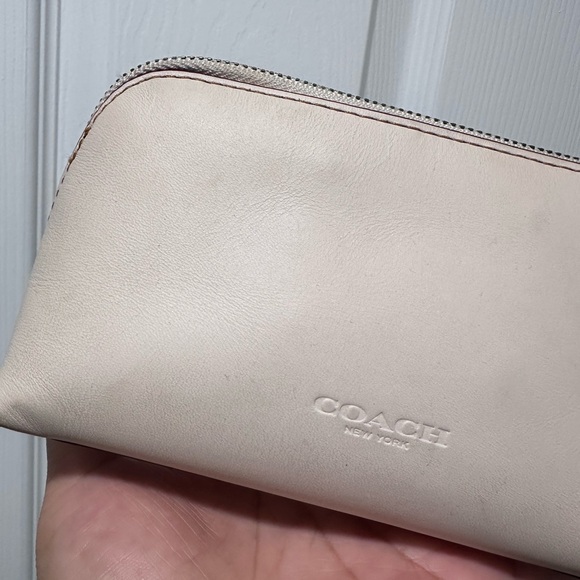 Coach Disney x Cosmetic case - Picture 2 of 3